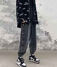 Hybskr мужские повседневные джинсы карандаш оверсайз 2020 осень зима новые женские джинсовые брюки Корейская уличная Мужская хип-хоп брюки. 1760-2340 рублей.