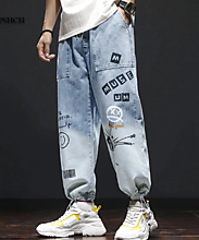 Джинсы мужские с вышивкой и надписью, свободные брюки из джинсовой ткани с градиентом, вечерние джинсовые штаны в стиле хип-хоп для танцев. 1200-1500 рублей.